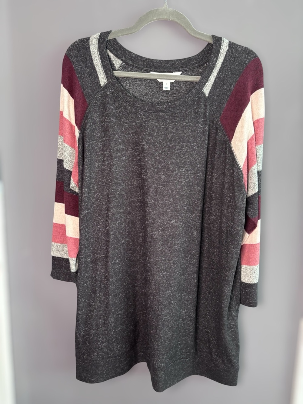 Market & Spruce Dark Gray Red Stripe Long Sleeve Top 2X